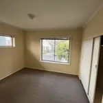 Rent 2 bedroom apartment in Melbourne