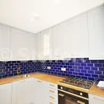 Rent 2 bedroom flat of 63 m² in London