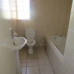 Rent 3 bedroom apartment in Roodepoort