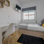 Rent a room of 120 m² in madrid