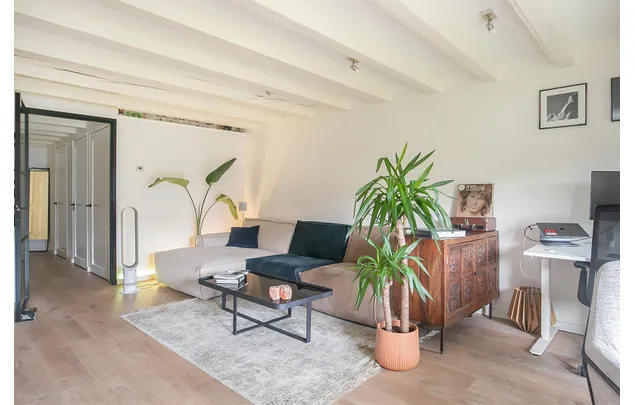 Huur 1 slaapkamer appartement van 80 m² in Amsterdam