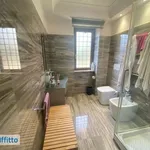 Rent 6 bedroom house of 400 m² in Rome