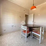 Rent 3 bedroom apartment of 95 m² in Naples