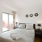 Rent 4 bedroom apartment of 170 m² in Porto