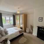 Rent 2 bedroom flat in West Midlands