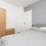 Rent 5 bedroom apartment in South West England