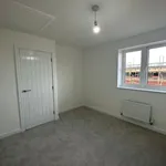 Rent 3 bedroom flat in East Midlands