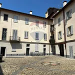 Rent 4 bedroom apartment of 135 m² in Saronno