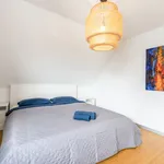 Miete 5 Schlafzimmer wohnung von 105 m² in Böblingen