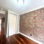 Rent 3 bedroom apartment in Manhattan