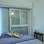 Rent a room in lisbon