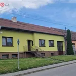 Pronajměte si 3 ložnic/e byt o rozloze 45 m² v Uhřice