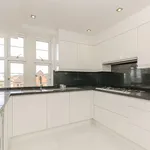 Rent 2 bedroom flat of 135 m² in London