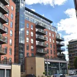 Rent 2 bedroom apartment in Leeds