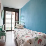 Rent a room of 98 m² in madrid