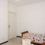 Rent a room in Roma