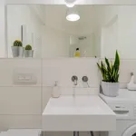 Rent 1 bedroom apartment of 45 m² in Berlin