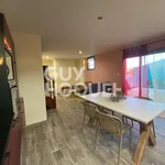 Appartement de 119 m² avec 5 chambre(s) en location à  RAVINE DES CABRIS