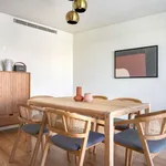 Rent 3 bedroom apartment of 122 m² in lisbon