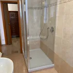 3-room flat viale Umbria 4, Centro, Cologno Monzese