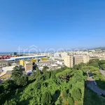 Affitto 3 camera appartamento di 86 m² in Genova