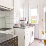 Rent a room in lisbon