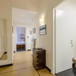 Rent 2 bedroom apartment in Genoa