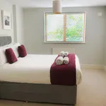 Rent 2 bedroom apartment in London