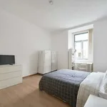 Rent a room in lisbon