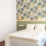 Rent a room in lisbon