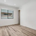 Rent 2 bedroom apartment of 185 m² in Los Angeles