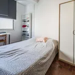 Rent a room in lisbon