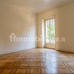 Rent 5 bedroom apartment of 300 m² in Turin