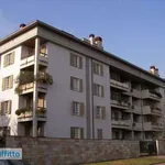 Rent 4 bedroom apartment of 170 m² in Milan