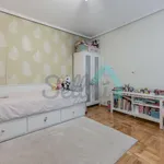 Alquilo 3 dormitorio apartamento de 102 m² en Oviedo