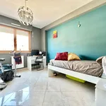 Rent 4 bedroom apartment of 90 m² in Roma