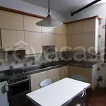 Rent 3 bedroom house of 98 m² in Oliveto Lario