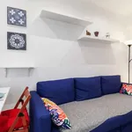 Rent 1 bedroom apartment of 37 m² in lisbon