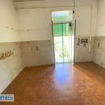 Affitto 3 camera appartamento di 85 m² in Naples