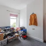 Rent 2 bedroom flat in Wales