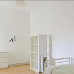 Rent a room in lisbon