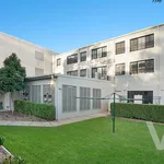 Rent 2 bedroom apartment in Cooks Hill