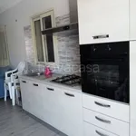 Rent 4 bedroom apartment of 65 m² in Pachino