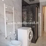 3-room flat via Abeti, Melegnano