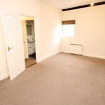 Rent 2 bedroom flat in Colchester