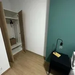 Rent a room of 300 m² in Madrid