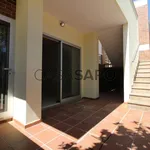 Rent 4 bedroom house of 270 m² in Cidade da Maia