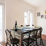 Rent 4 bedroom apartment of 75 m² in Lisboa