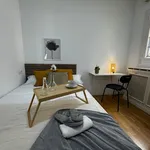 Rent 6 bedroom house in Madrid