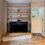 Rent 2 bedroom apartment of 55 m² in Roma